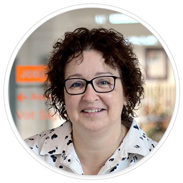 Ihre Ansprechpartnerin Marion Voit